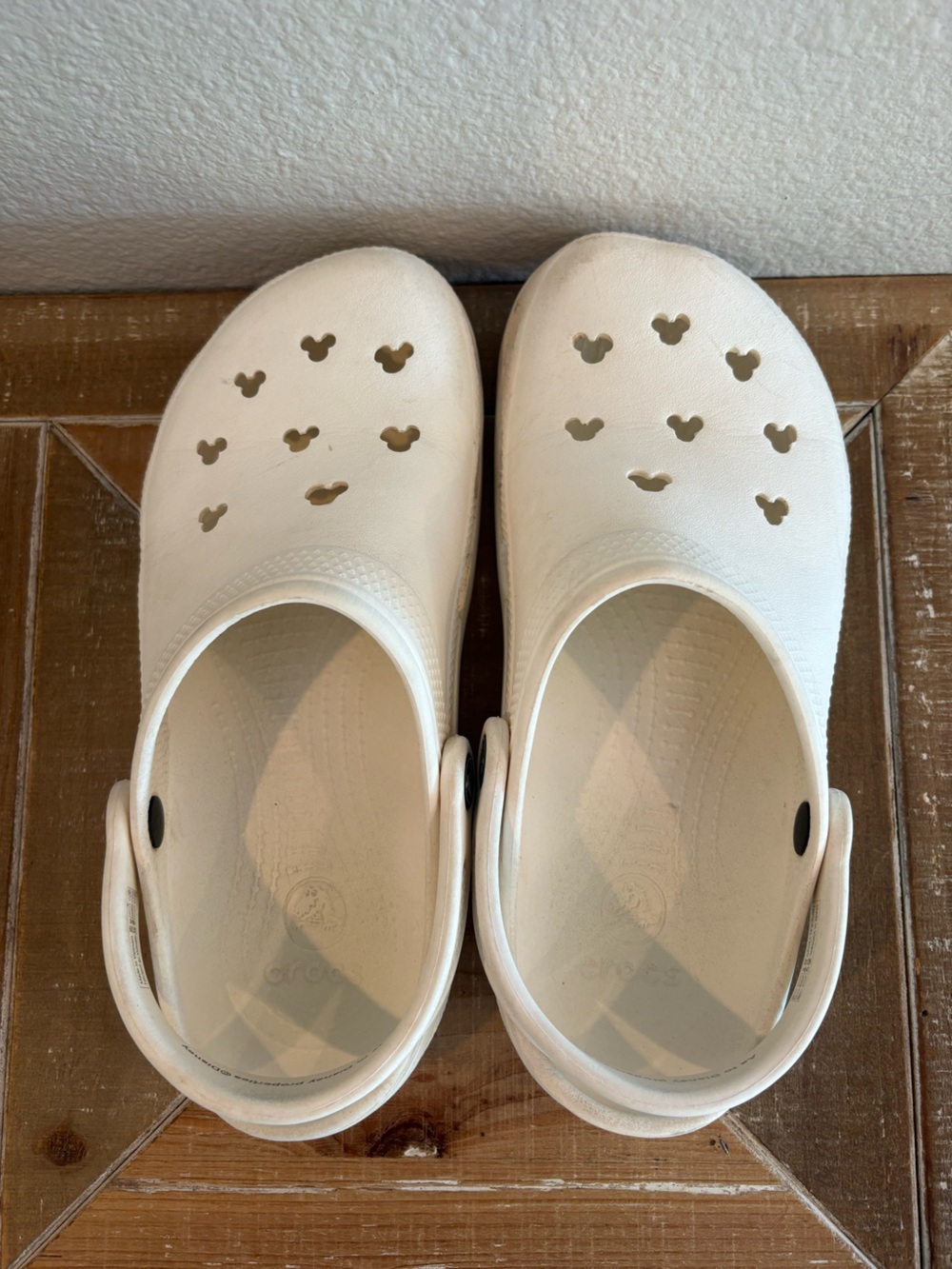 Disney Parks Classic Crocs Clogs Mickey White Adult Slip On Shoes Women 10 Men 8 - Picture 7 of 8